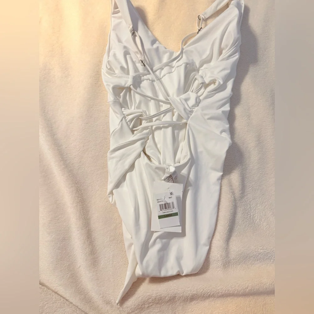 BECCA White One Piece Swimsuit - Picture 5 of 6